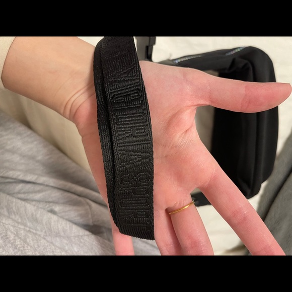 Victoria Secret Fanny Pack - Picture 2 of 5